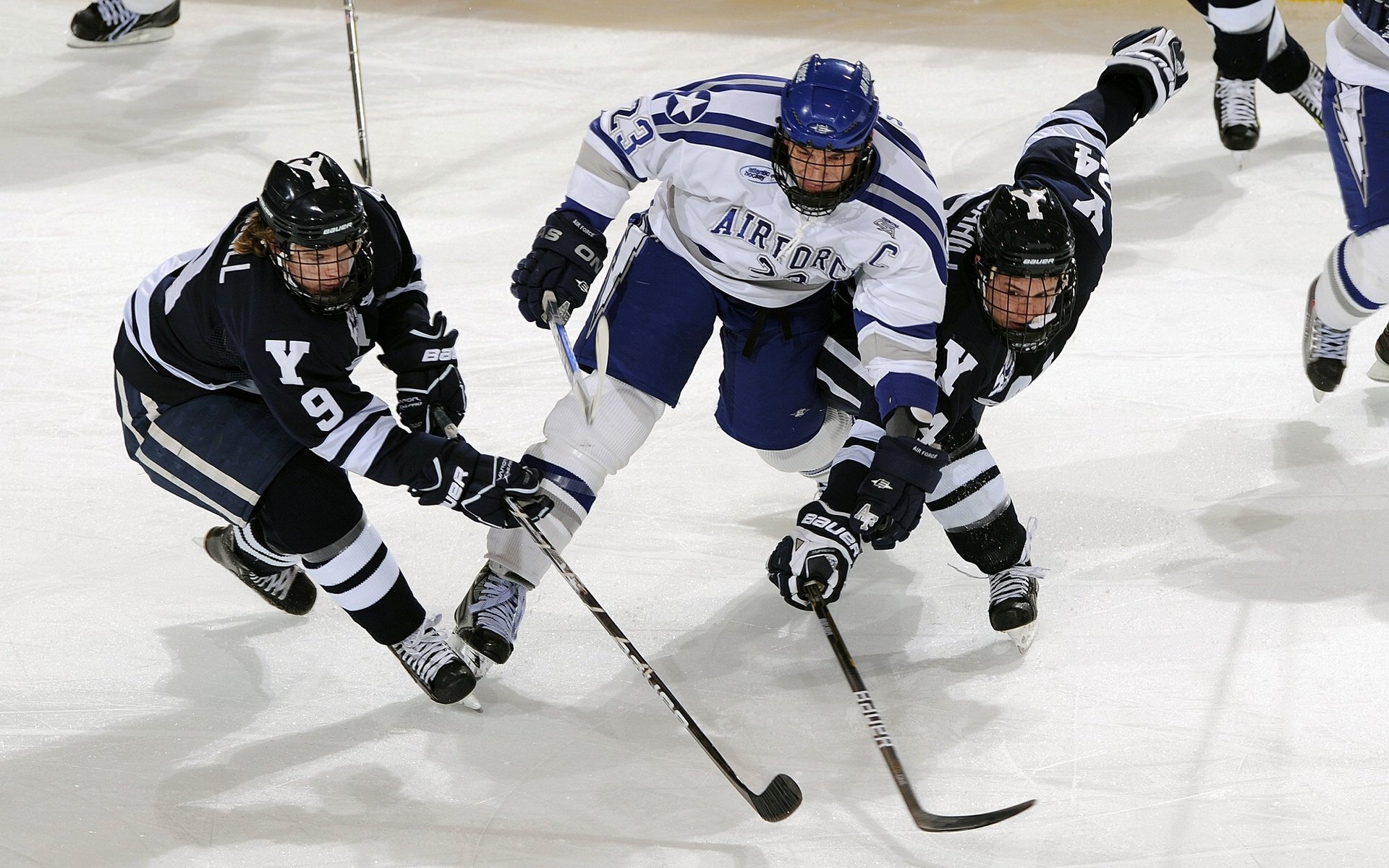 法甲激战正酣：球场上的智勇较量，法甲 经典比赛
